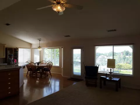 4498 Rose Terrace Dr, Redding, CA 96001 photo 9