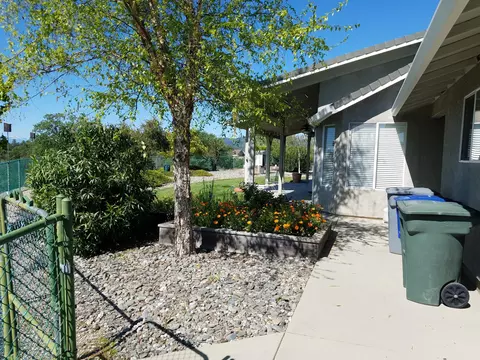 4498 Rose Terrace Dr, Redding, CA 96001 photo 8