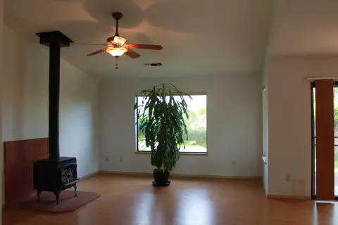 3514 Auburn Dr, Redding, CA 96001 photo 5