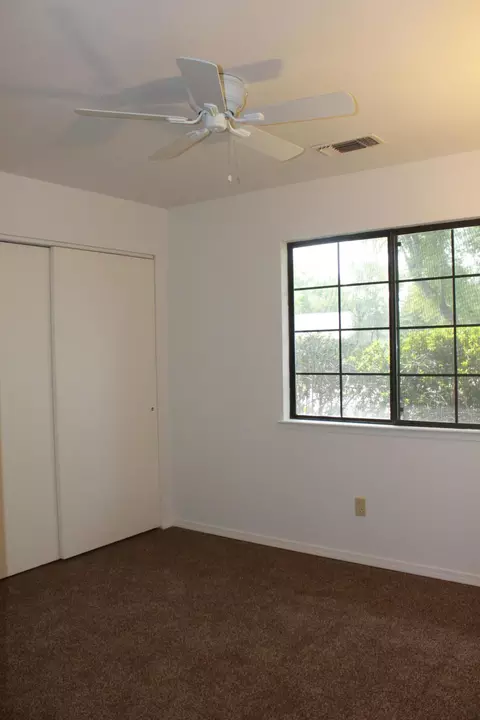 3514 Auburn Dr, Redding, CA 96001 photo 11