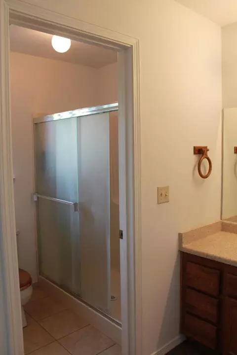 3514 Auburn Dr, Redding, CA 96001 photo 10