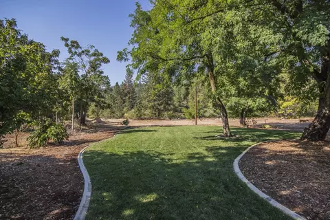 12005 Iron Mountain Rd, Redding, CA 96001 photo 27