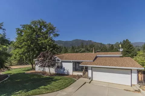 12005 Iron Mountain Rd, Redding, CA 96001 photo 3