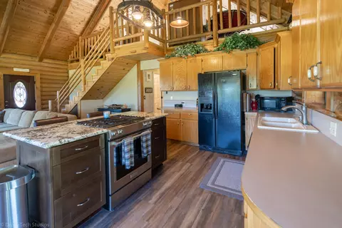 8288 Green Acres Ln, Redding, CA 96002 photo 5