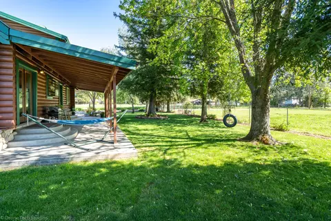 8288 Green Acres Ln, Redding, CA 96002 photo 21