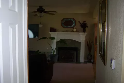6917 Russell Ln, Redding, CA 96002 photo 3