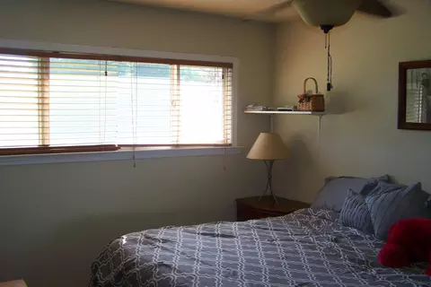 6917 Russell Ln, Redding, CA 96002 photo 5
