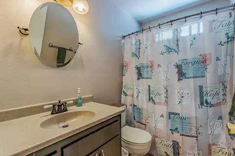 2555 Toyon St, Anderson, CA 96007 photo 17