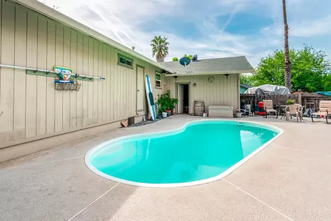 2555 Toyon St, Anderson, CA 96007 photo 21