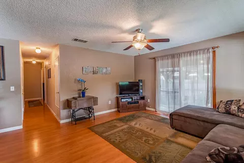2555 Toyon St, Anderson, CA 96007 photo 6