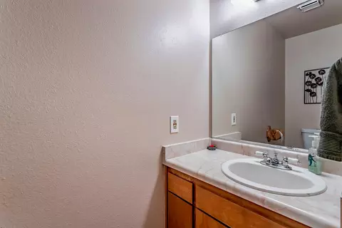 2555 Toyon St, Anderson, CA 96007 photo 15