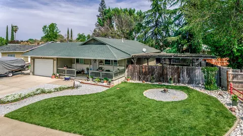 2555 Toyon St, Anderson, CA 96007 photo 1