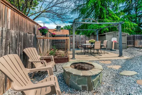 2555 Toyon St, Anderson, CA 96007 photo 24