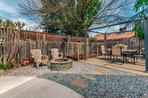 2555 Toyon St, Anderson, CA 96007 photo 22