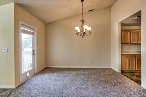 6042 Mid Dr, Redding, CA 96003 photo 9