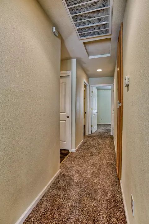 6042 Mid Dr, Redding, CA 96003 photo 6