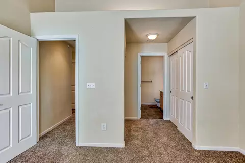 6042 Mid Dr, Redding, CA 96003 photo 12