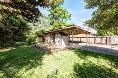 1735 Verda St, Redding, CA 96001 photo 37