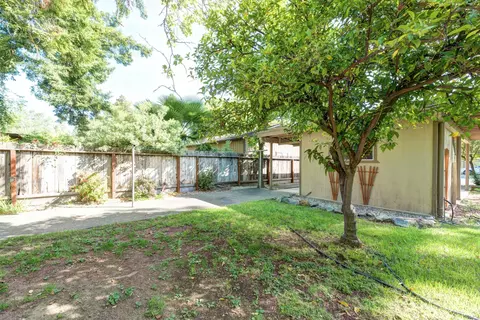 1735 Verda St, Redding, CA 96001 photo 42