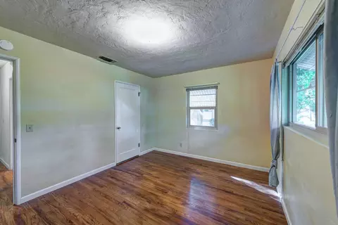 1735 Verda St, Redding, CA 96001 photo 25