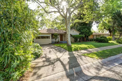 1735 Verda St, Redding, CA 96001 photo 4