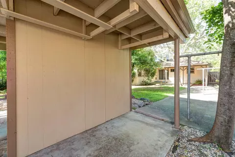 1735 Verda St, Redding, CA 96001 photo 34