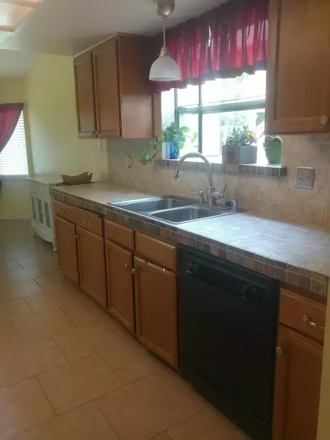1848 Silverfield Loop, Redding, CA 96002 photo 11