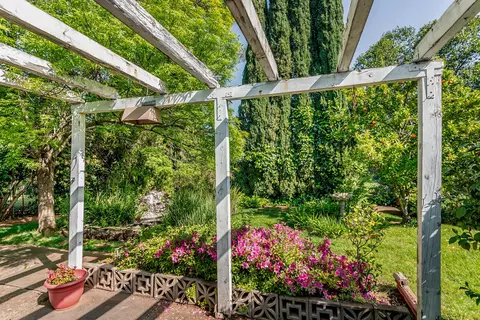 2658 Belladonna St, Redding, CA 96002 photo 18