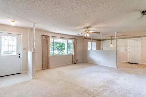 2658 Belladonna St, Redding, CA 96002 photo 6