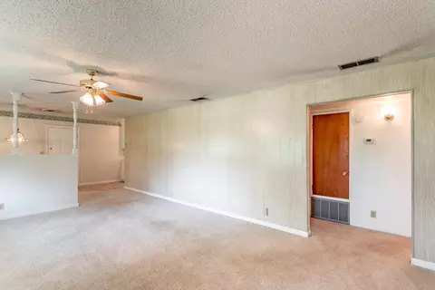 2658 Belladonna St, Redding, CA 96002 photo 5