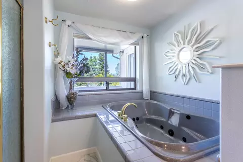 19392 Lexington Ln, Redding, CA 96003 photo 20