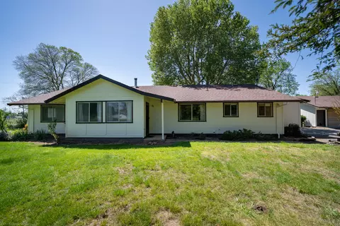 20950 Dodson Ln, Anderson, CA 96007 photo 2