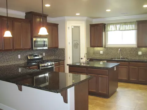 2597 Prato Pl, Redding, CA 96003 photo 3