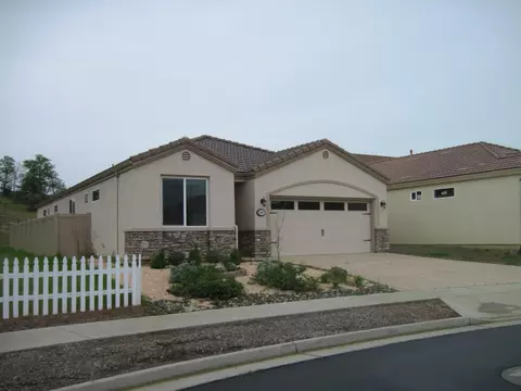 2597 Prato Pl, Redding, CA 96003 photo 2