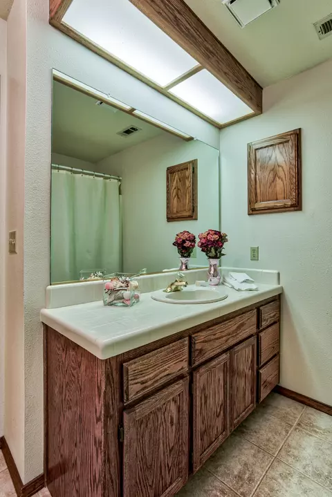 2053 Imelda Ct, Redding, CA 96001 photo 19