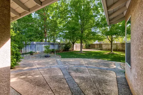 2053 Imelda Ct, Redding, CA 96001 photo 21