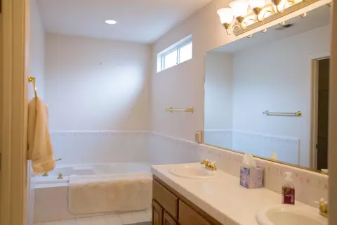 3591 Americana Way, Redding, CA 96003 photo 20