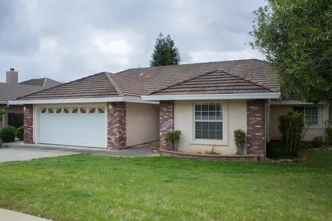 3591 Americana Way, Redding, CA 96003 photo 2