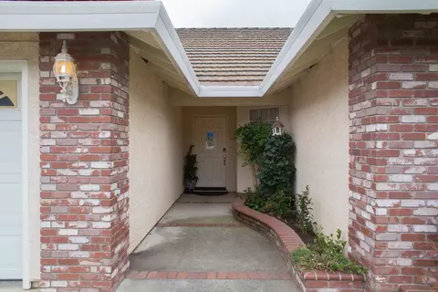 3591 Americana Way, Redding, CA 96003 photo 3