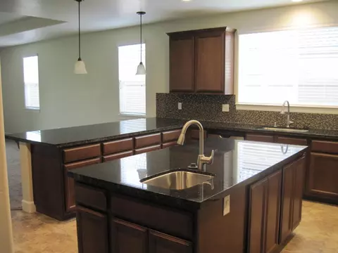 6143 Lucca Trl, Redding, CA 96003 photo 4