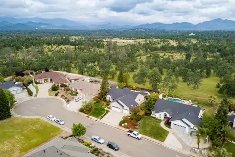 2335 Hope Ln, Redding, CA 96003 photo 21