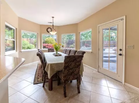 2335 Hope Ln, Redding, CA 96003 photo 10