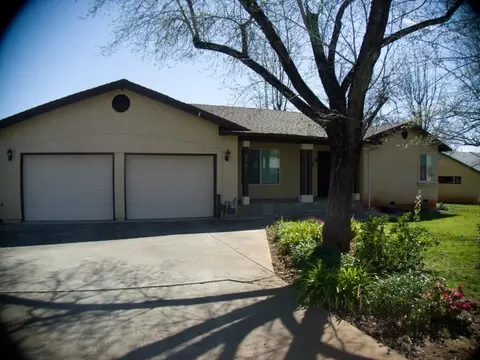 2861 Blueview St, Redding, CA 96002 photo 1