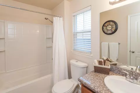 2349 La Villa Way, Redding, CA 96003 photo 15
