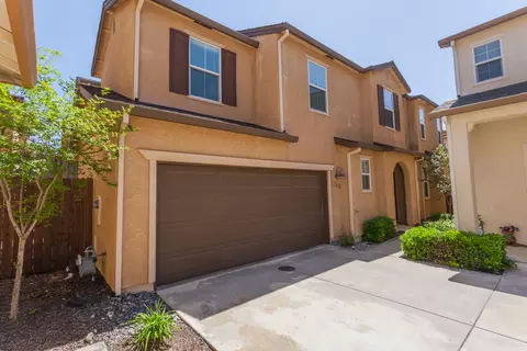 2349 La Villa Way, Redding, CA 96003 photo 1