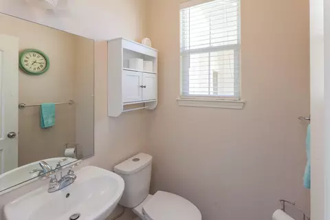 2349 La Villa Way, Redding, CA 96003 photo 10