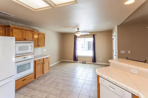 2773 Garnet Ct, Redding, CA 96001 photo 10