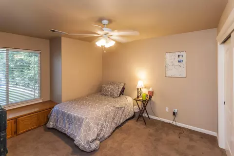 2773 Garnet Ct, Redding, CA 96001 photo 17