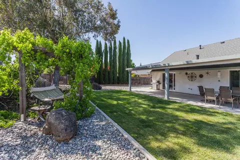 2773 Garnet Ct, Redding, CA 96001 photo 22