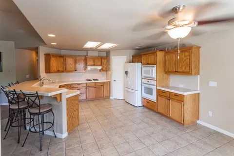 2773 Garnet Ct, Redding, CA 96001 photo 9